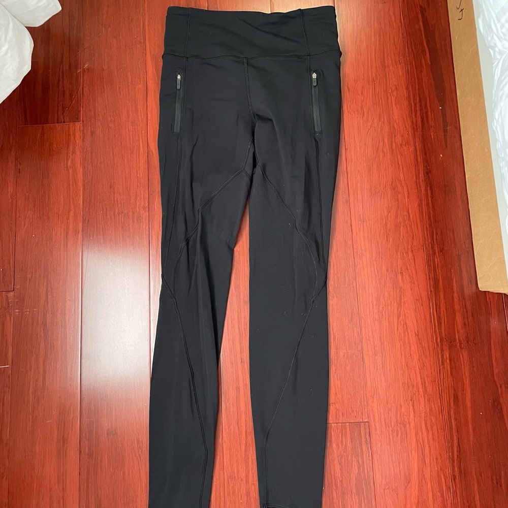 Lululemon leggings size 6